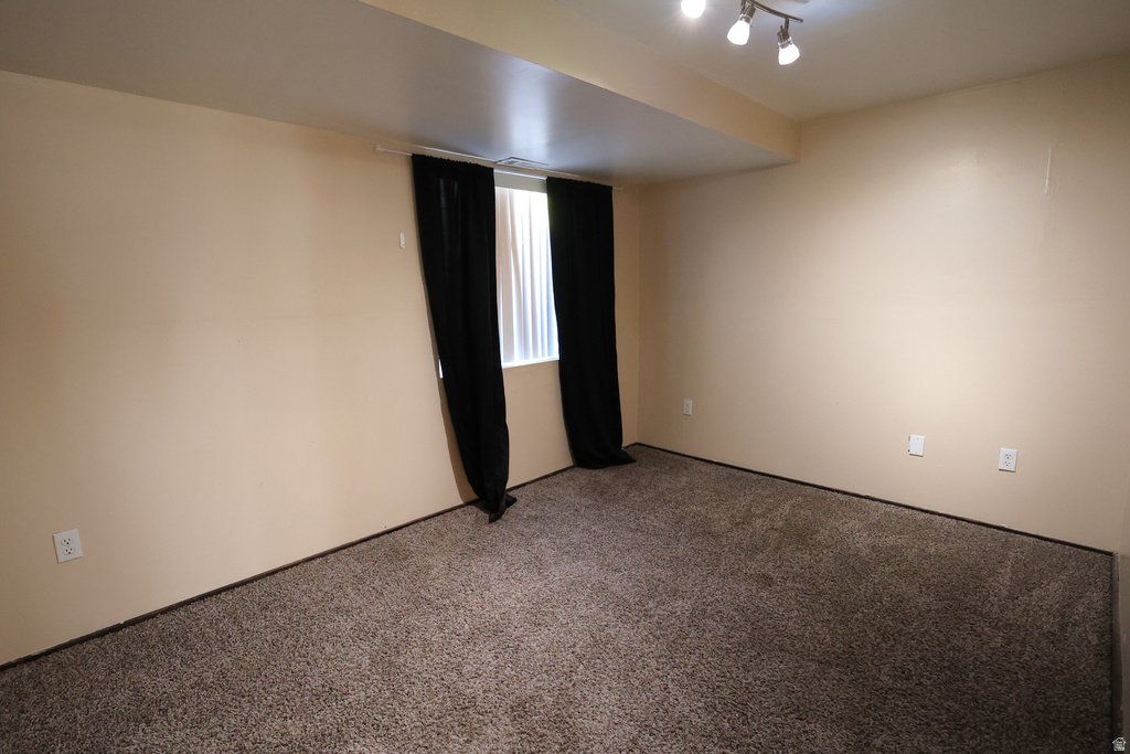 4345 S LONG VALLEY DR West Valley City, UT 84128