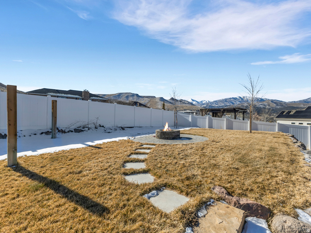 6651 W SKY BIRD CIR Herriman, UT 84096