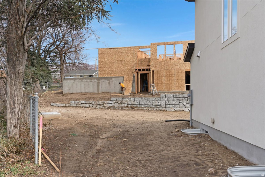 295 E 2050 S #1 Bountiful, UT 84010