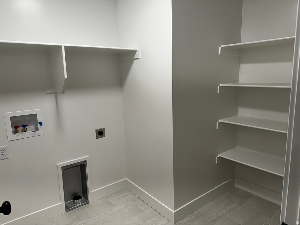 26 S MOONLIT RD Mapleton, UT 84664