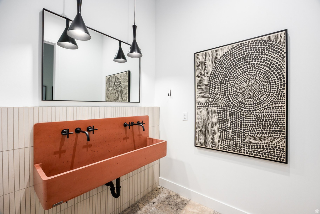 4155 S PARKVIEW DR Salt Lake City, UT 84124