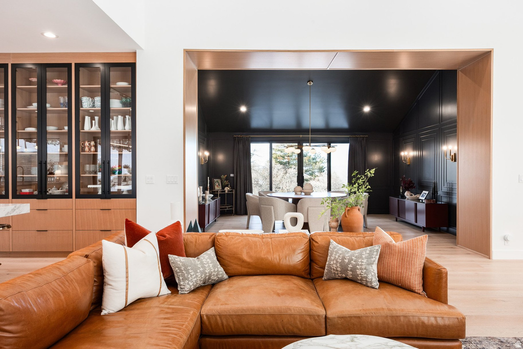 4155 S PARKVIEW DR Salt Lake City, UT 84124