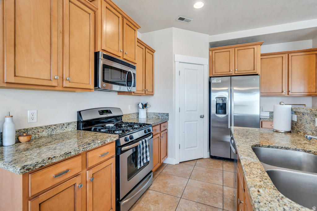 1138 E QUARRY STONE WAY Sandy, UT 84094