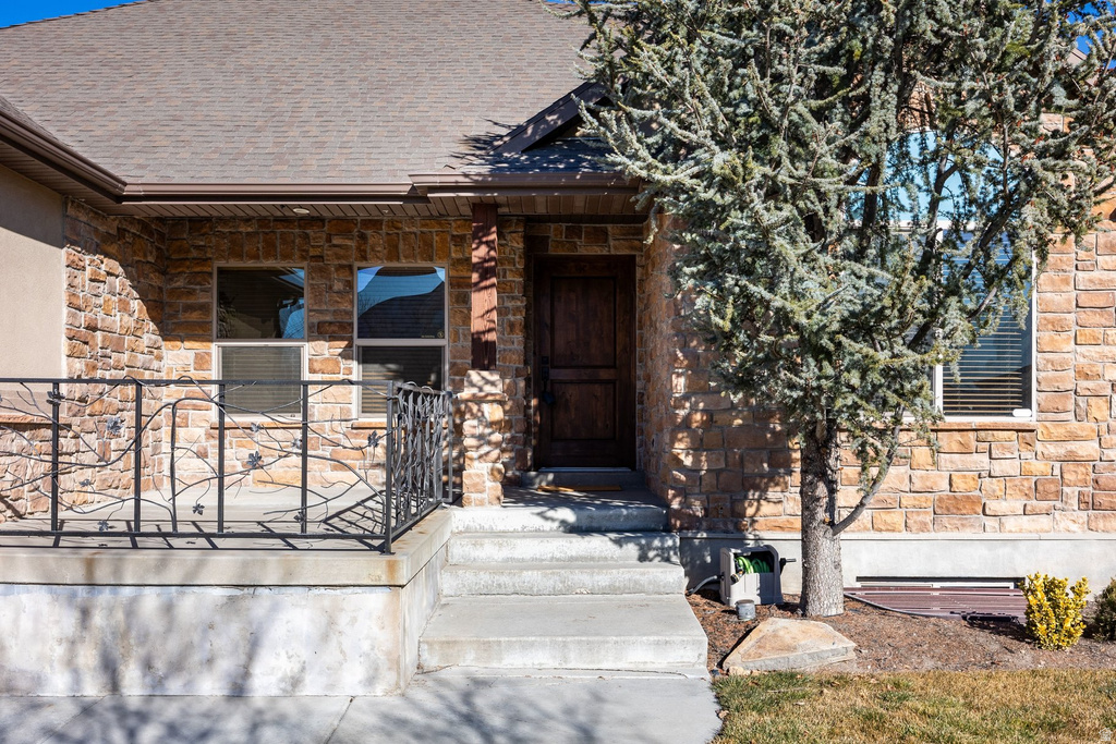 439 E MIDLAKE DR Draper, UT 84020
