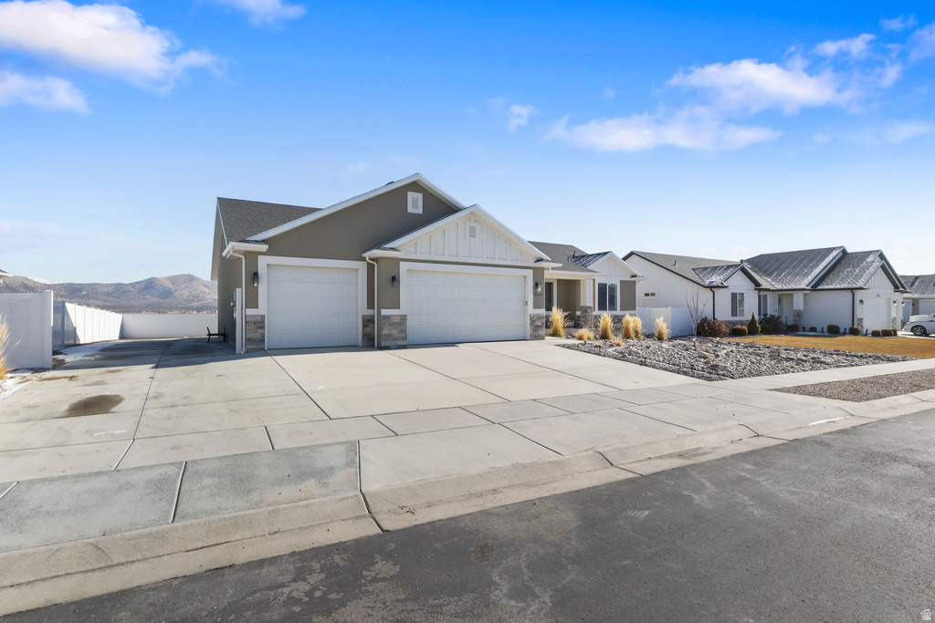4854 N CLIFFROSE DR Eagle Mountain, UT 84005