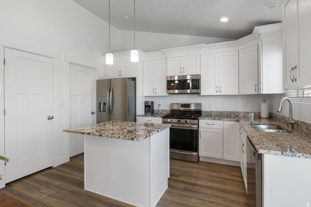 4854 N CLIFFROSE DR Eagle Mountain, UT 84005