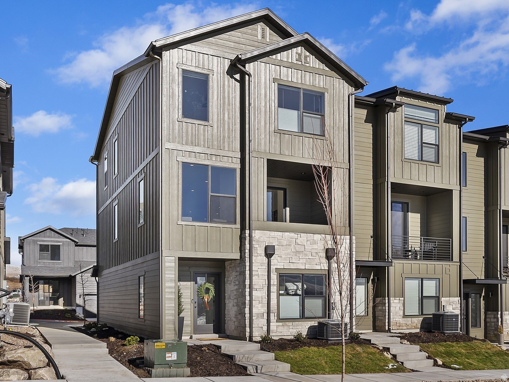 5065 W SNOW CANYON RD Mountain Green, UT 84050