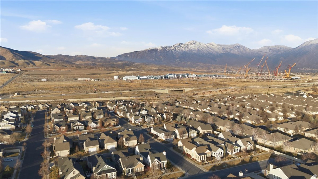 532 E 3270 N Lehi, UT 84043