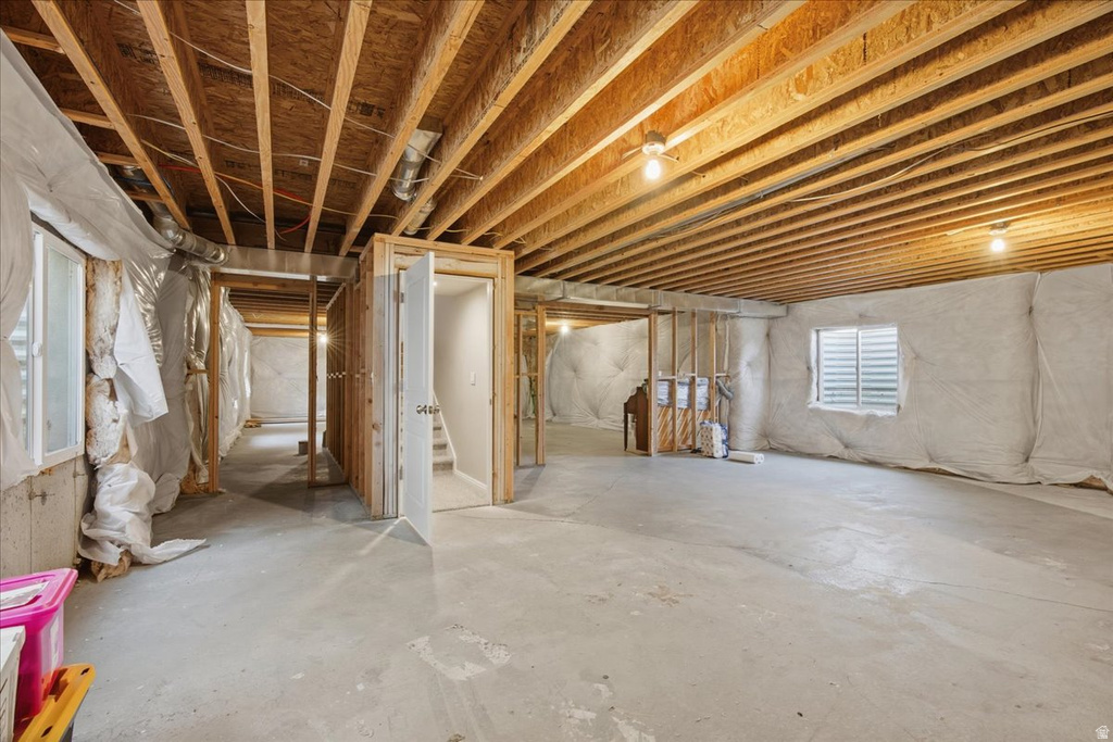 532 E 3270 N Lehi, UT 84043