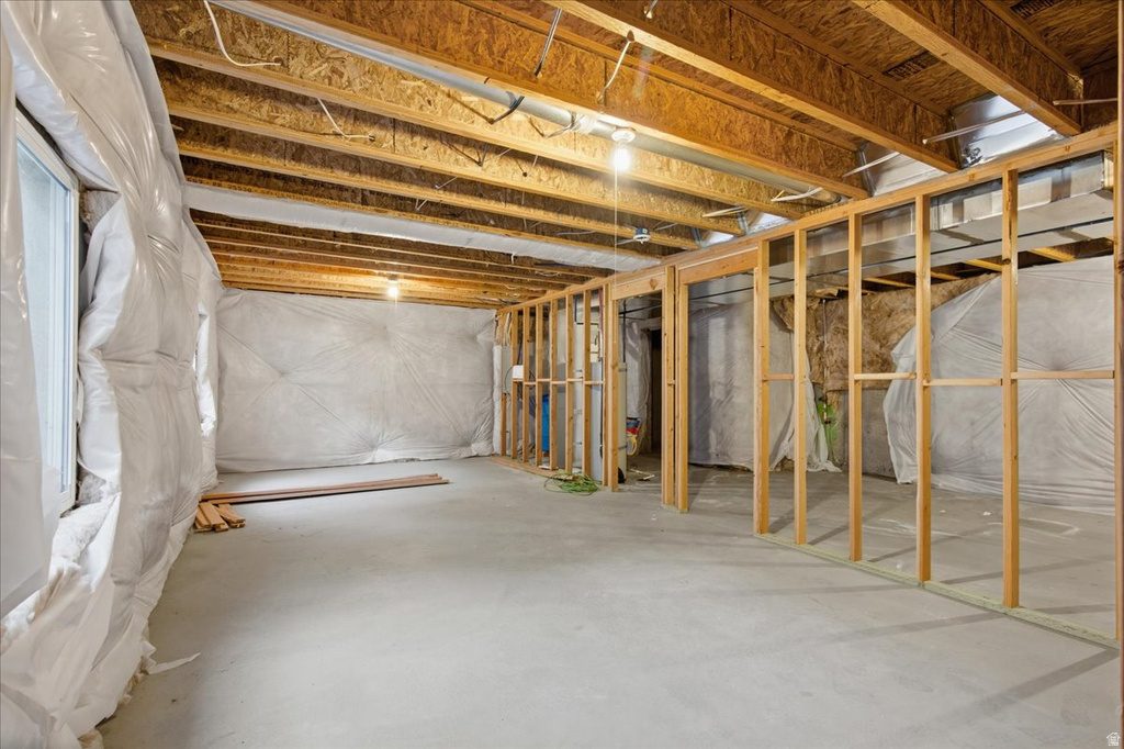 532 E 3270 N Lehi, UT 84043