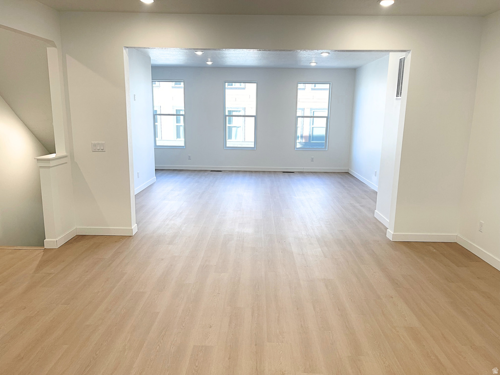 921 S MATHILDA DR #261 Saratoga Springs, UT 84045