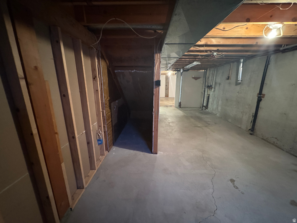 3090 W WINCHESTER DR West Valley City, UT 84119