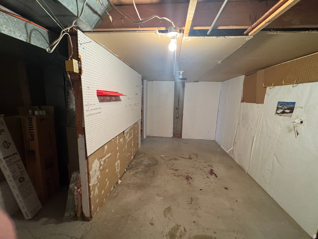 3090 W WINCHESTER DR West Valley City, UT 84119