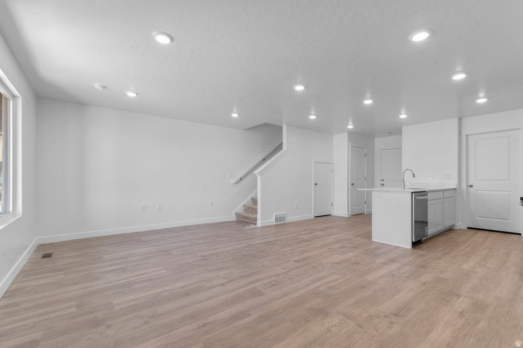 4279 N 325 E #1409 Lehi, UT 84048