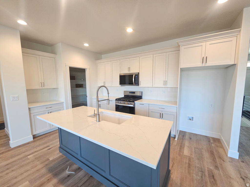 686 S 3500 W West Weber, UT 84401