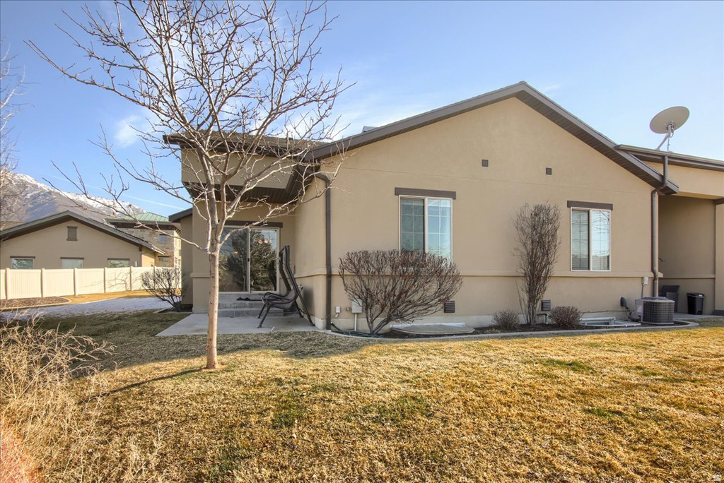 6171 S 1525 E South Ogden, UT 84405