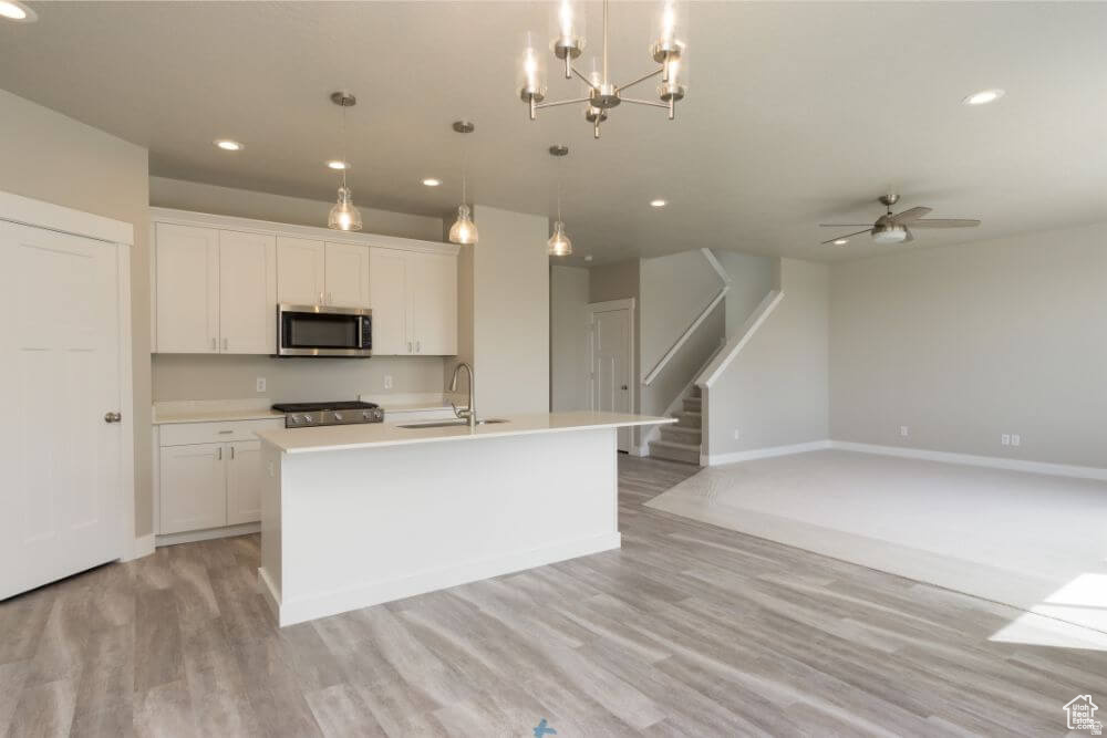 1888 W 950 N #3 Farmington, UT 84025