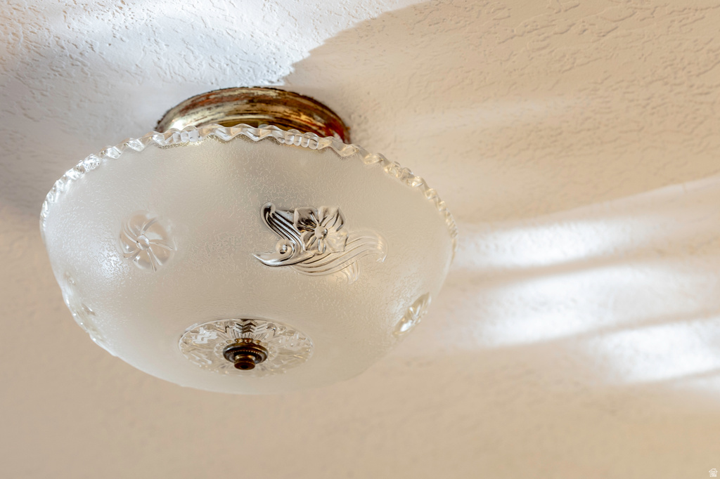 6871 W 3500 S West Valley City, UT 84128