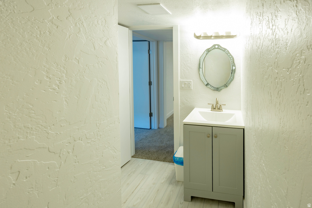 6871 W 3500 S West Valley City, UT 84128