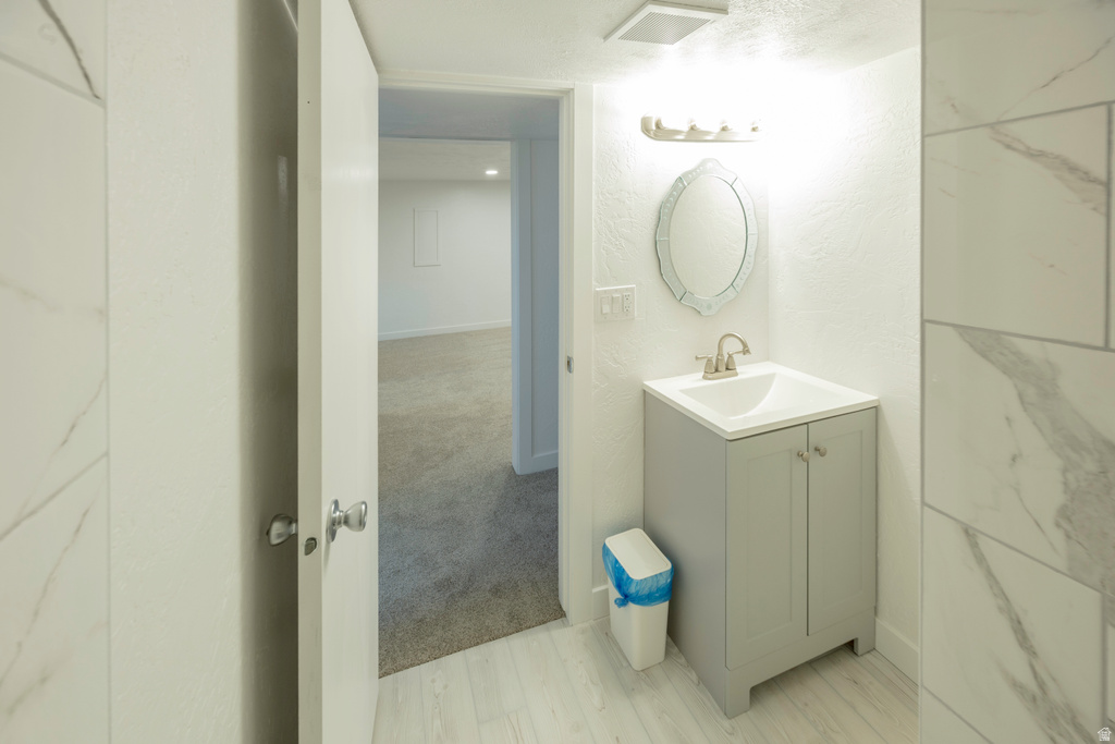 6871 W 3500 S West Valley City, UT 84128