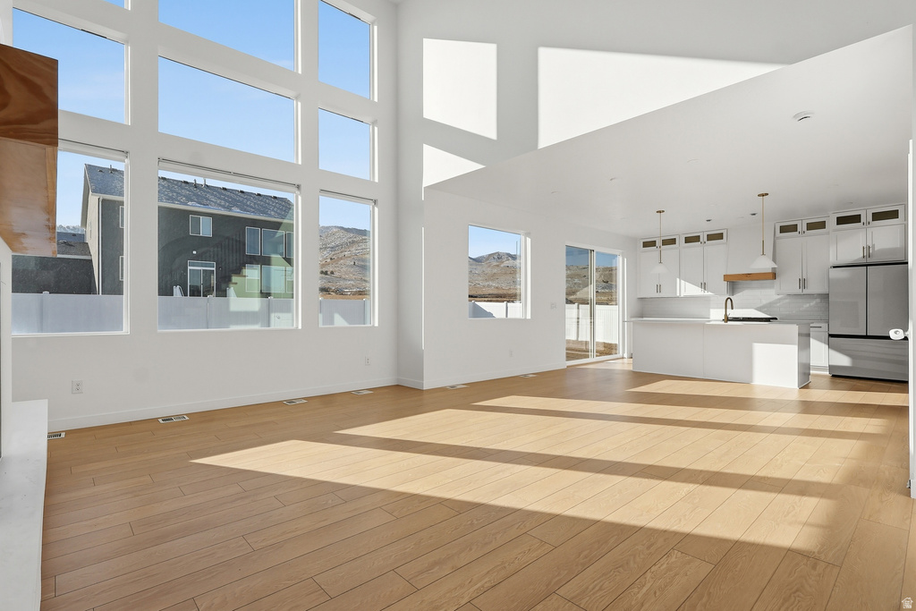 1067 W FALLOW DR Saratoga Springs, UT 84045