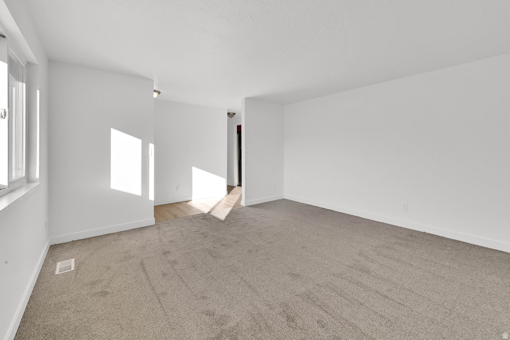 1974 E 7775 S South Weber, UT 84405