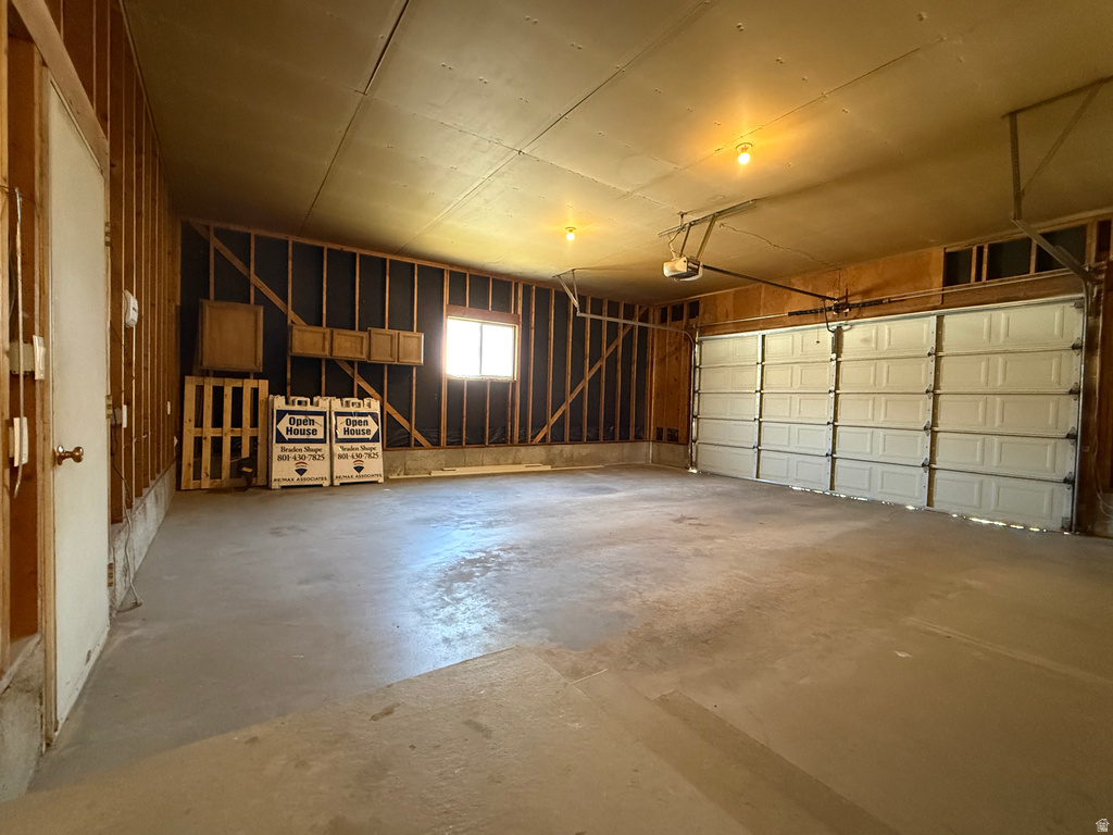 1974 E 7775 S South Weber, UT 84405