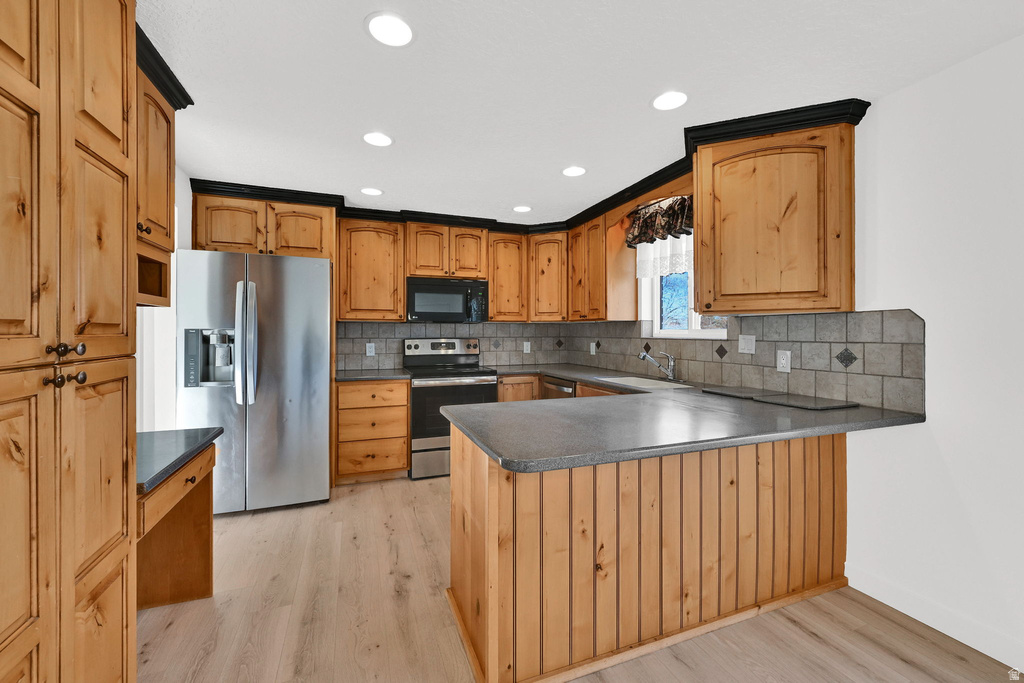 1974 E 7775 S South Weber, UT 84405