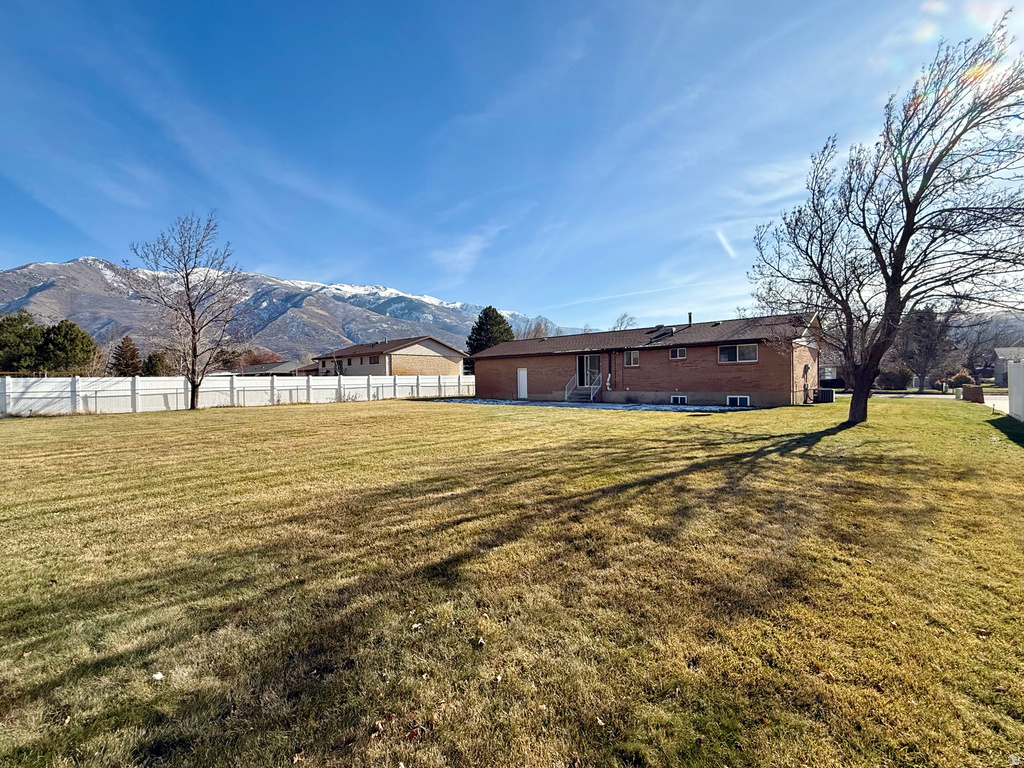1974 E 7775 S South Weber, UT 84405