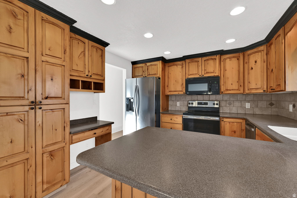 1974 E 7775 S South Weber, UT 84405