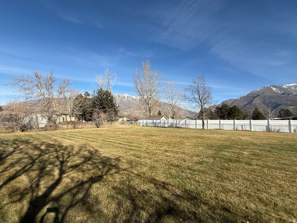 1974 E 7775 S South Weber, UT 84405