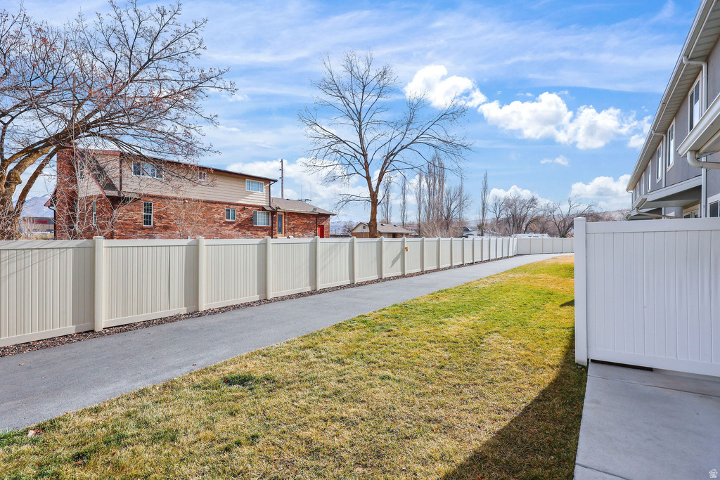 6558 S ASPEN LN South Weber, UT 84405