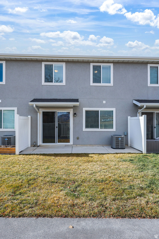 6558 S ASPEN LN South Weber, UT 84405