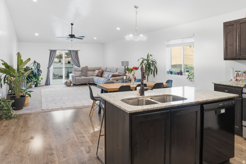 1666 W FOXBERRY RD Santaquin, UT 84655