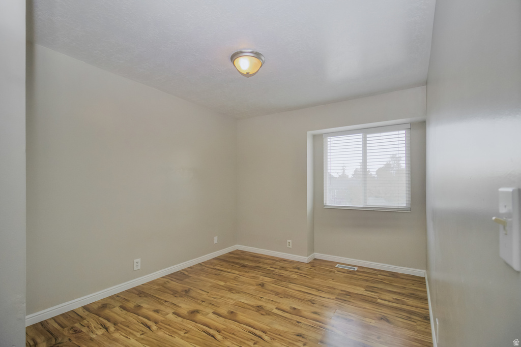 4888 W TICKLEGRASS RD West Jordan, UT 84081