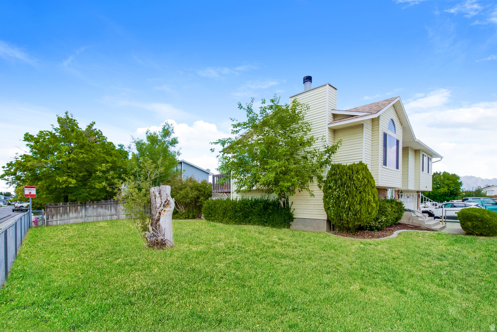 4888 W TICKLEGRASS RD West Jordan, UT 84081