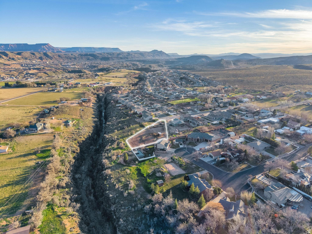 210 W PEACHTREE DR Toquerville, UT 84774