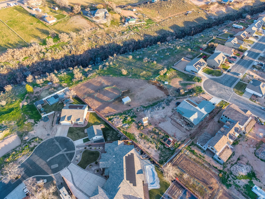 210 W PEACHTREE DR Toquerville, UT 84774