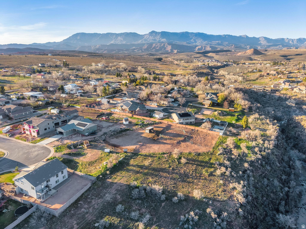 210 W PEACHTREE DR Toquerville, UT 84774