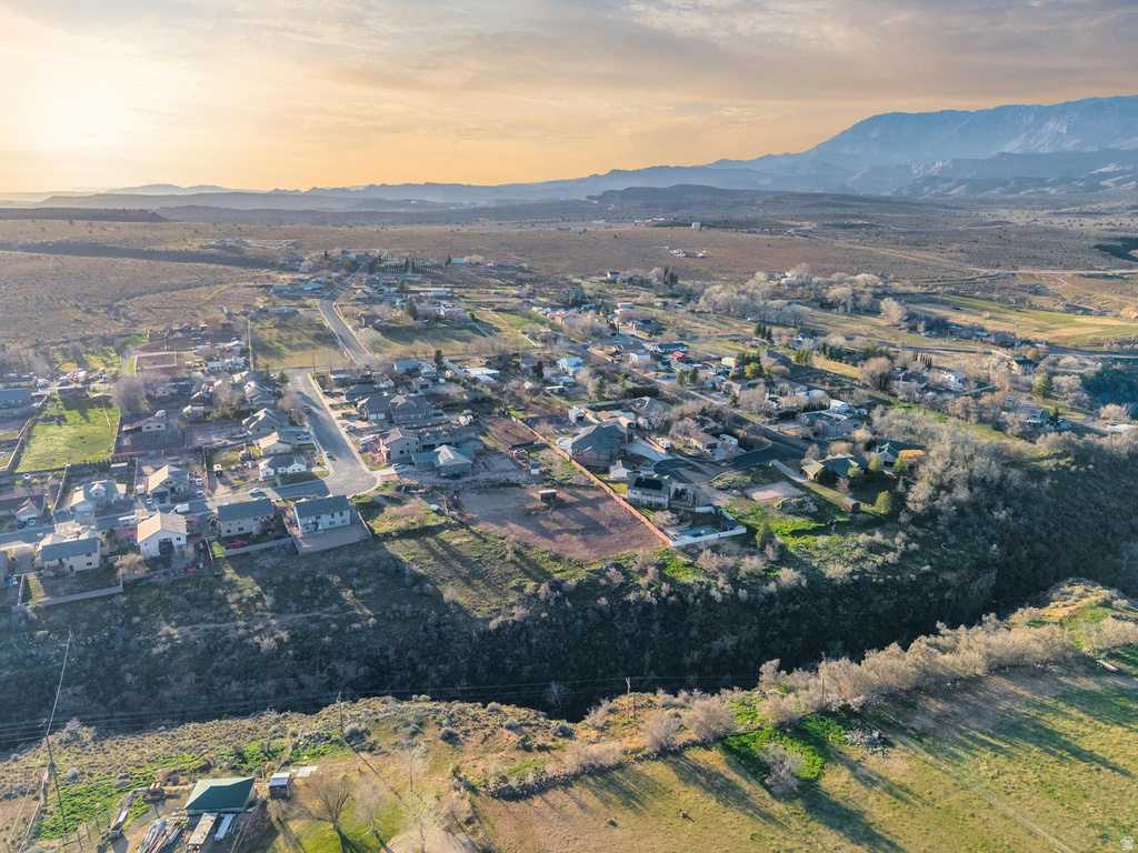 210 W PEACHTREE DR Toquerville, UT 84774