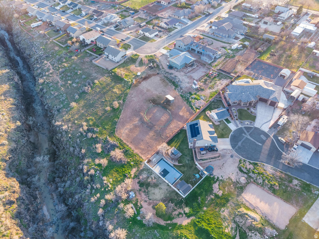 210 W PEACHTREE DR Toquerville, UT 84774