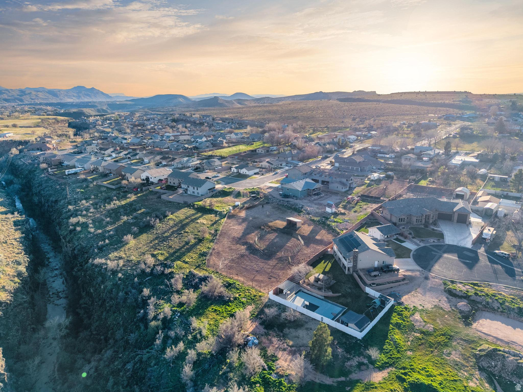 210 W PEACHTREE DR Toquerville, UT 84774