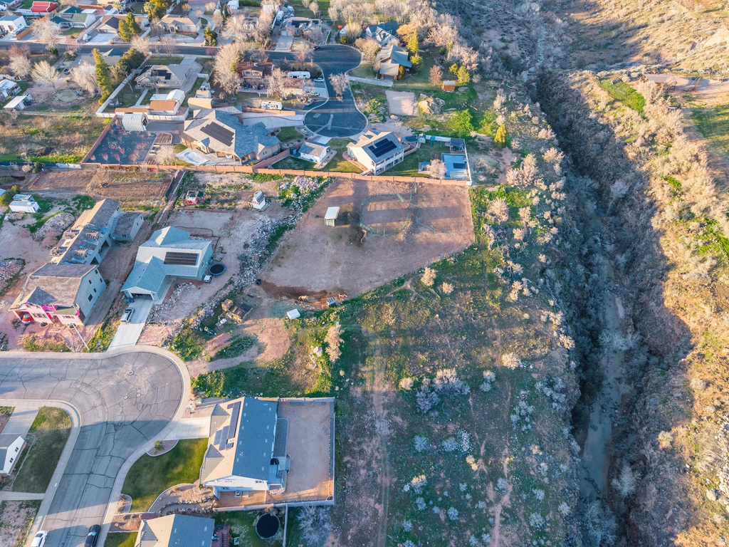 210 W PEACHTREE DR Toquerville, UT 84774