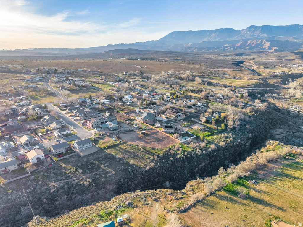 210 W PEACHTREE DR Toquerville, UT 84774