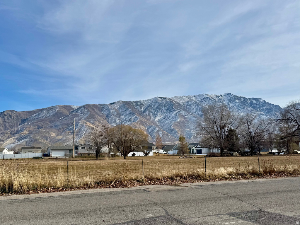 553 N 350 W Santaquin, UT 84655