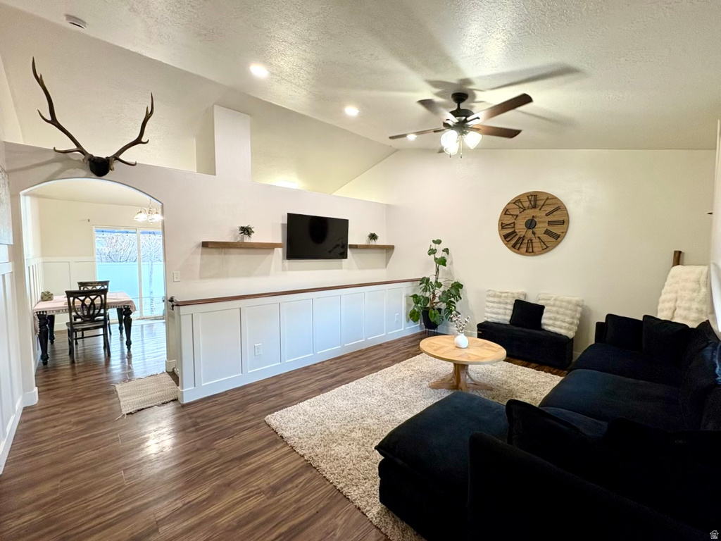 553 N 350 W Santaquin, UT 84655