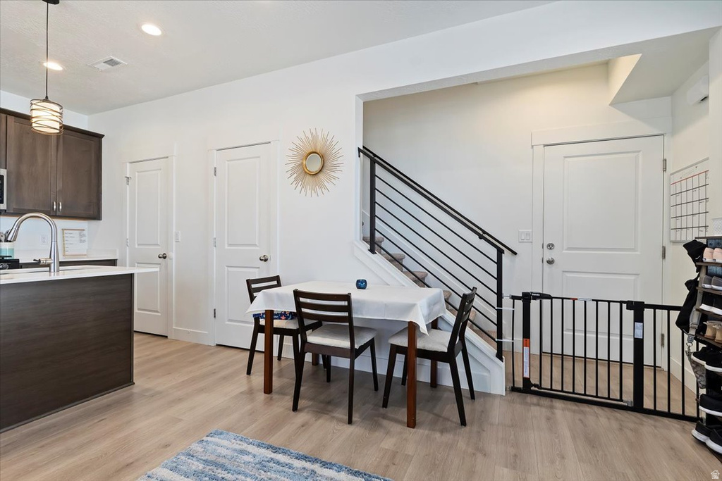 11764 S LEANDER DR South Jordan, UT 84009