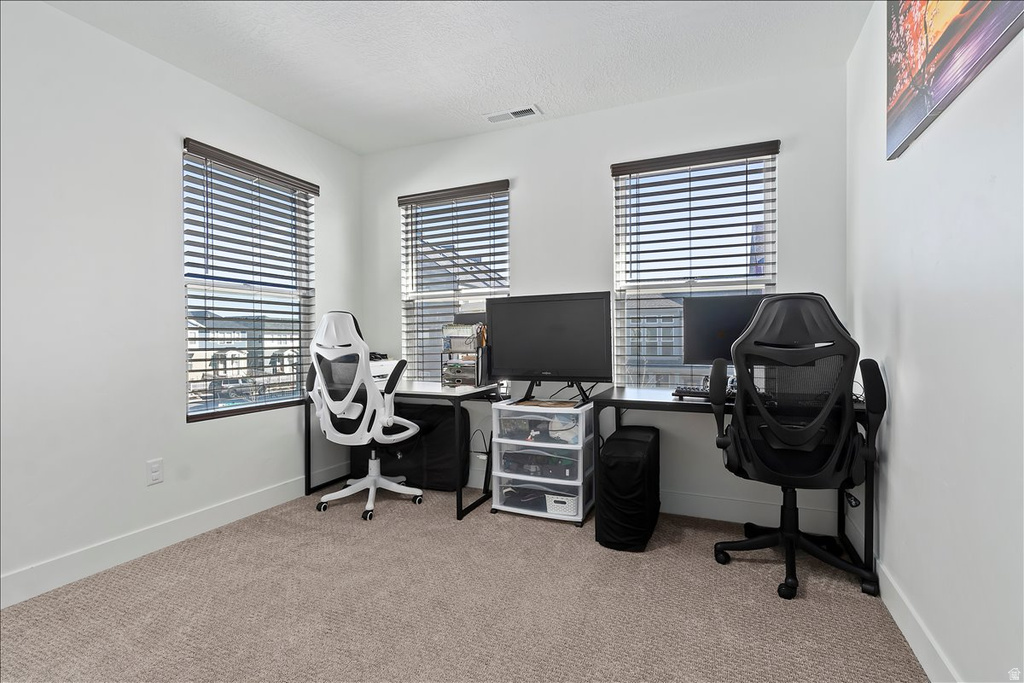 11764 S LEANDER DR South Jordan, UT 84009