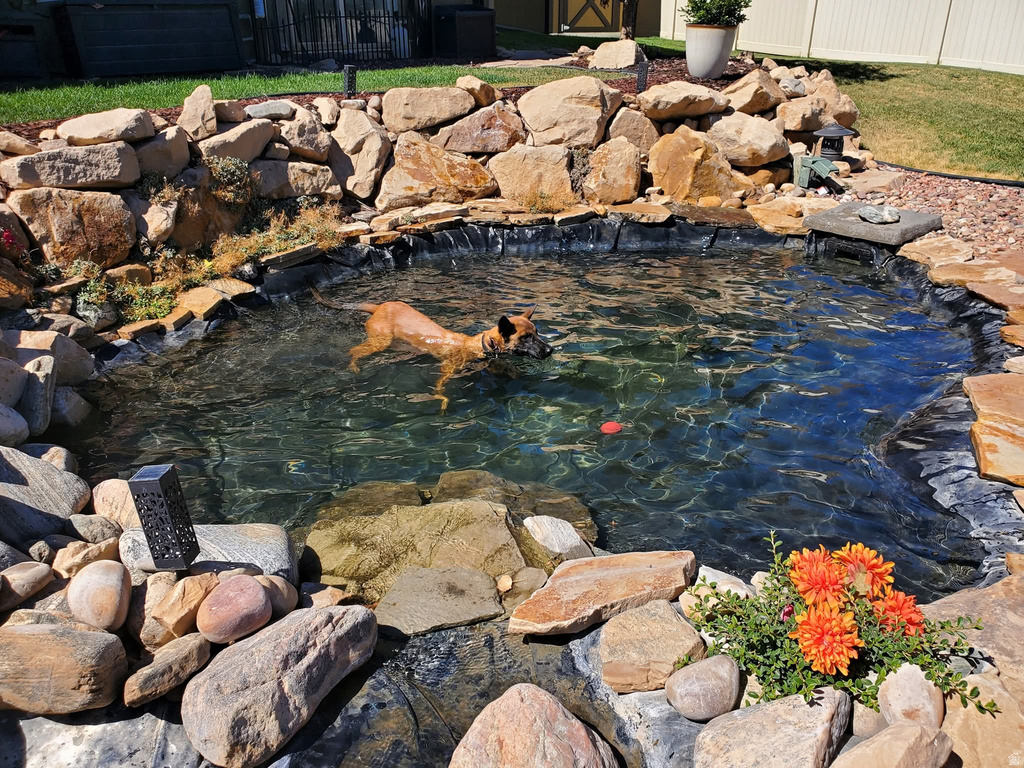 2204 E VIEW DR South Weber, UT 84405