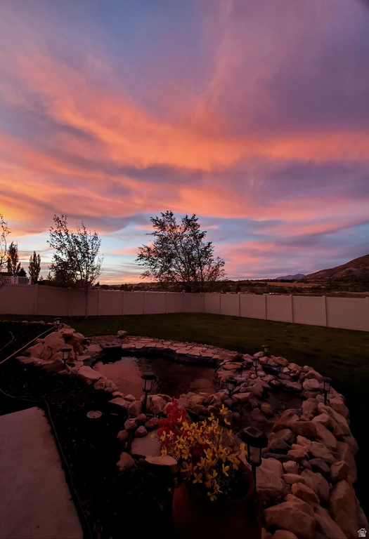 2204 E VIEW DR South Weber, UT 84405